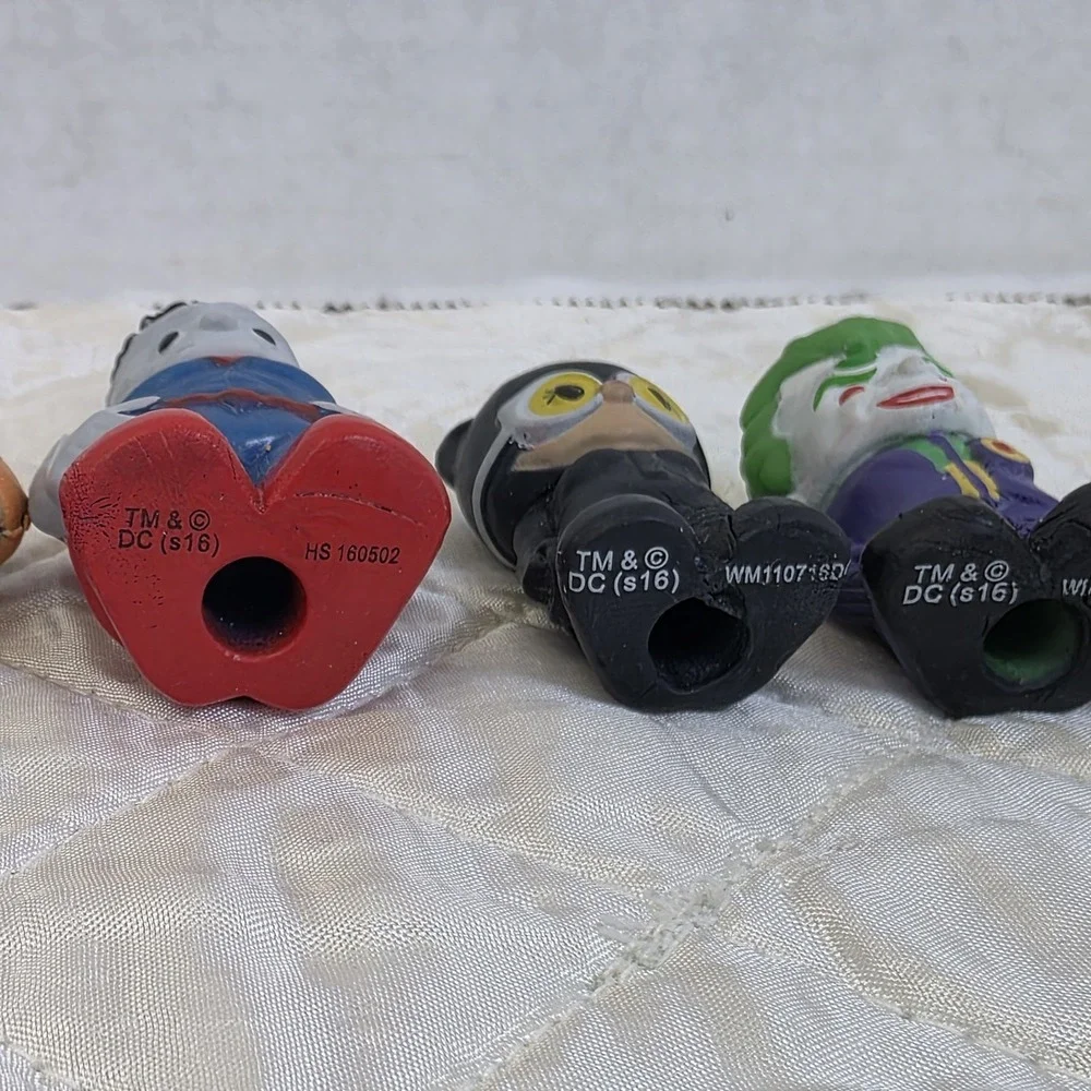 Lot Of 7‎ Ooshies Marvel Legend BATMAN DC Comic Super Hero Pencil Toppers